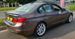 BMW 320i F30 2012