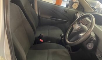 2017 TOYOTA ETIOS 1.5 Xs full
