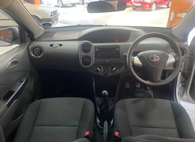 2017 TOYOTA ETIOS 1.5 Xs full